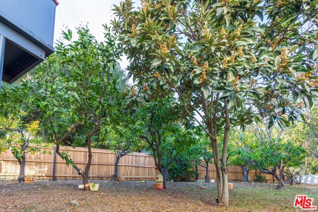 4 Bed Home for Sale in Los Angeles, California