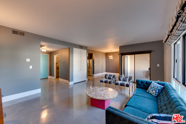 1 Bed Home for Sale in Los Angeles, California