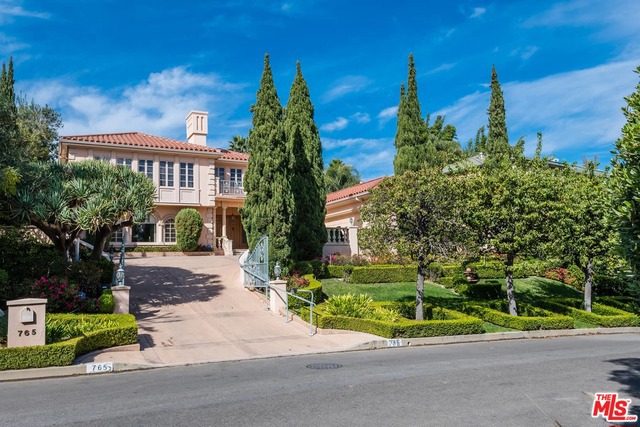 Photo of 765 NAPOLI Drive, Pacific Palisades, CA 90272