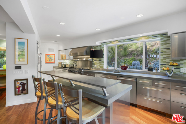 5 Bed Home for Sale in Beverly Hills, California