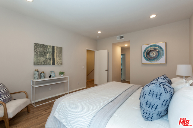 2 Bed Home for Sale in Los Angeles, California