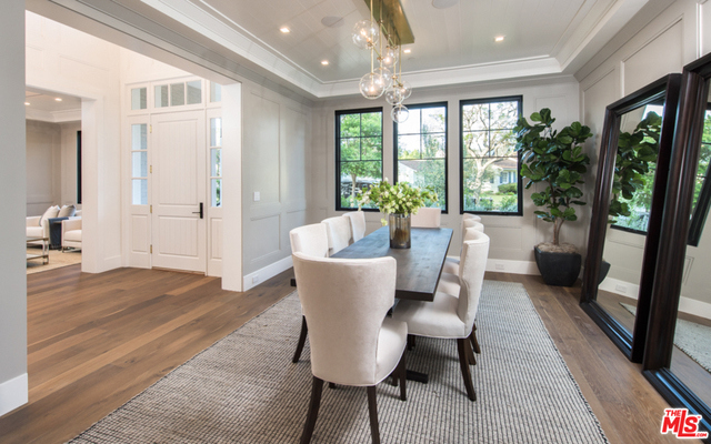 6 Bed Home for Sale in Pacific Palisades, California