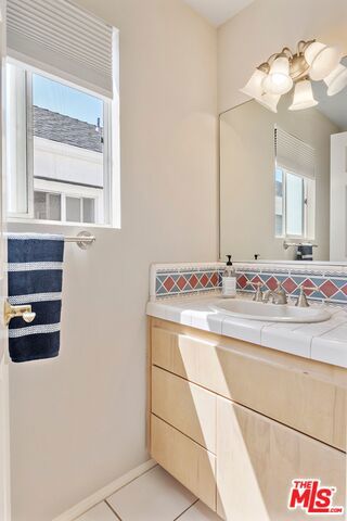 1811 GOODMAN Avenue, Redondo Beach, California 90278, 3 Bedrooms Bedrooms, ,2 BathroomsBathrooms,Residential,Sold,GOODMAN,19496704