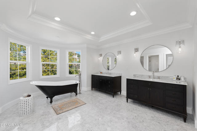 5 Bed Home for Sale in Thousand Oaks, California