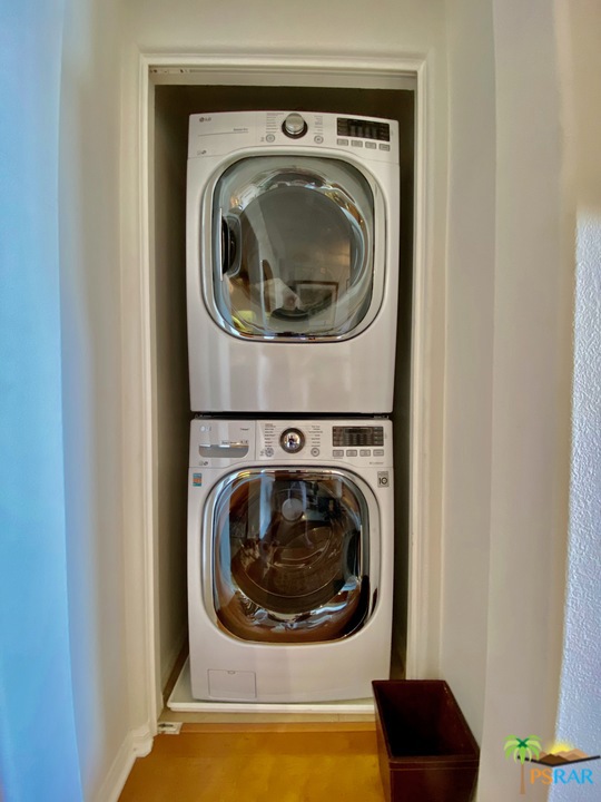 Washer / Dryer