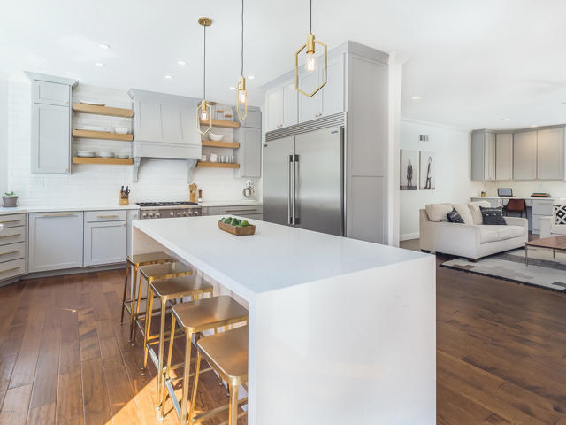 5 Bed Home for Sale in Agoura Hills, California