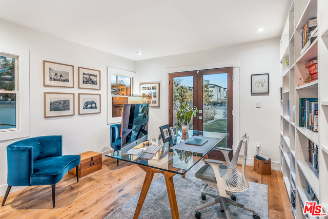 4 Bed Home for Sale in Venice, California