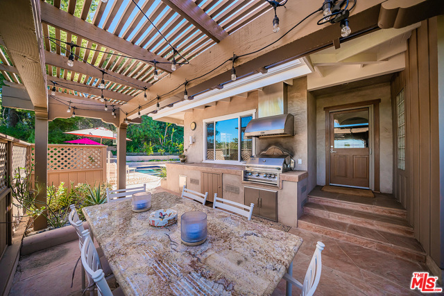 3 Bed Home for Sale in Sherman Oaks, California