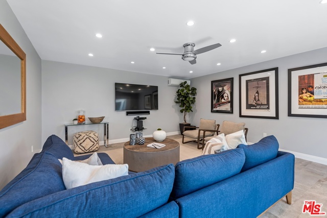 6 Bed Home for Sale in Pacific Palisades, California