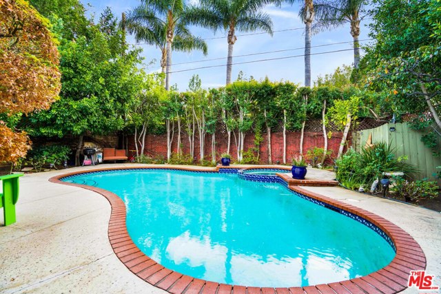 5 Bed Home for Sale in Sherman Oaks, California