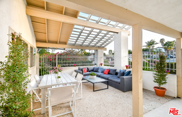 26910 Lunada Circle Drive, Rancho Palos Verdes, California 90275, 4 Bedrooms Bedrooms, ,2 BathroomsBathrooms,Residential,Sold,Lunada Circle,21713154