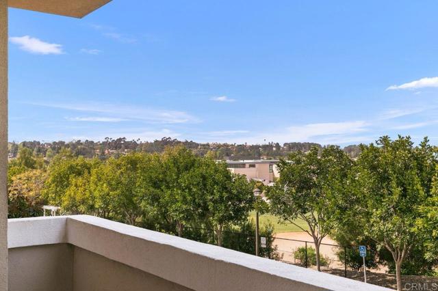 Detail Gallery Image 1 of 1 For 3887 Pell Pl #213,  San Diego,  CA 92130 - 2 Beds | 2 Baths