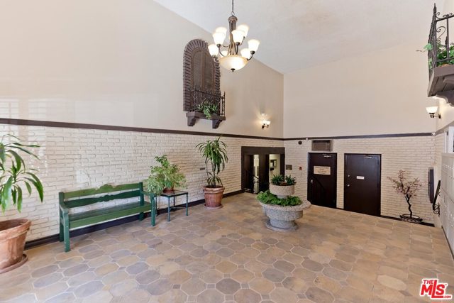 2 Bed Home for Sale in Encino, California