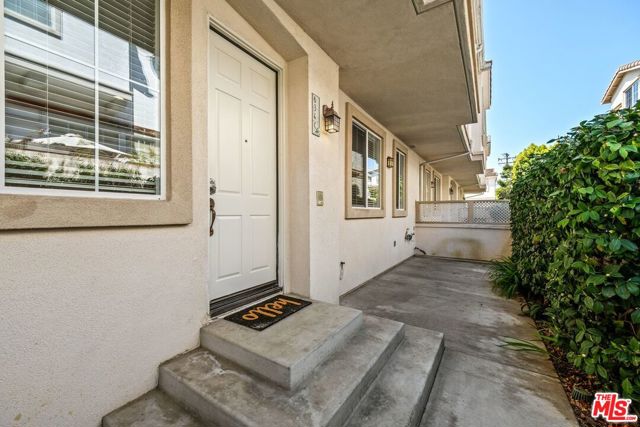 634 Meyer Lane, Redondo Beach, California 90278, 4 Bedrooms Bedrooms, ,2 BathroomsBathrooms,Residential,Sold,Meyer,21708520