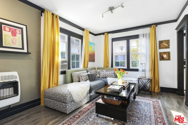 2 Bed Home for Sale in Los Angeles, California