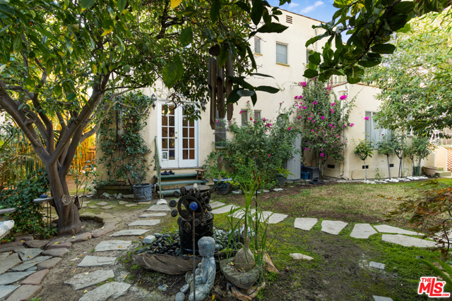  Income Home for Sale in Beverly Hills, California