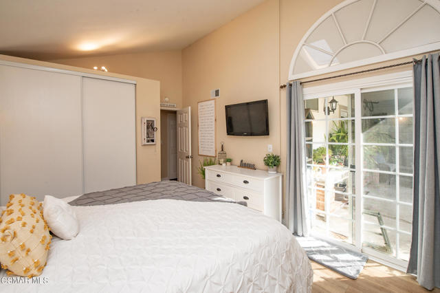 2 Bed Home for Sale in Newbury Park, California