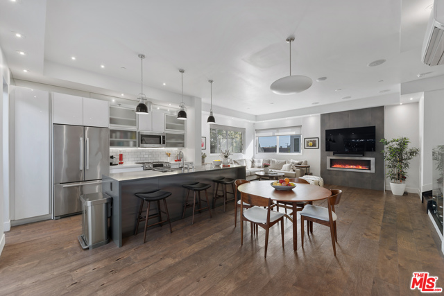 3 Bed Home for Sale in Los Angeles, California