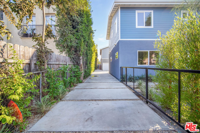 Income Home for Sale in Los Angeles, California