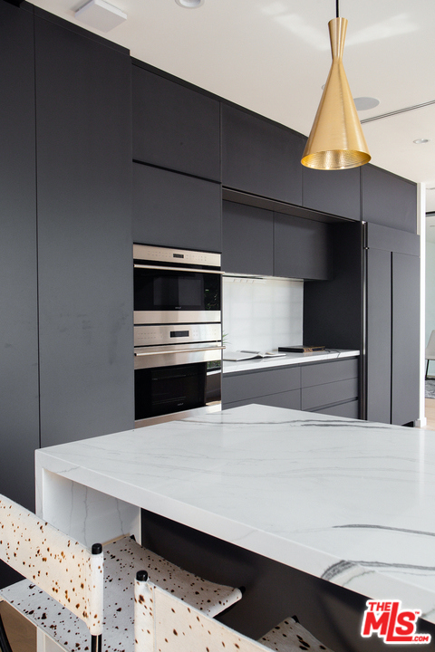3 Bed Home for Sale in Venice, California