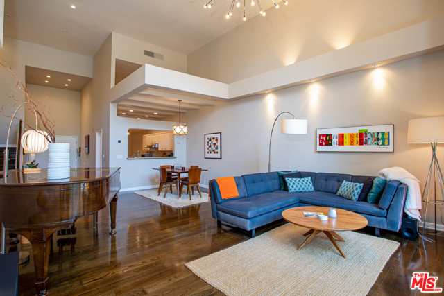 3 Bed Home for Sale in Los Angeles, California