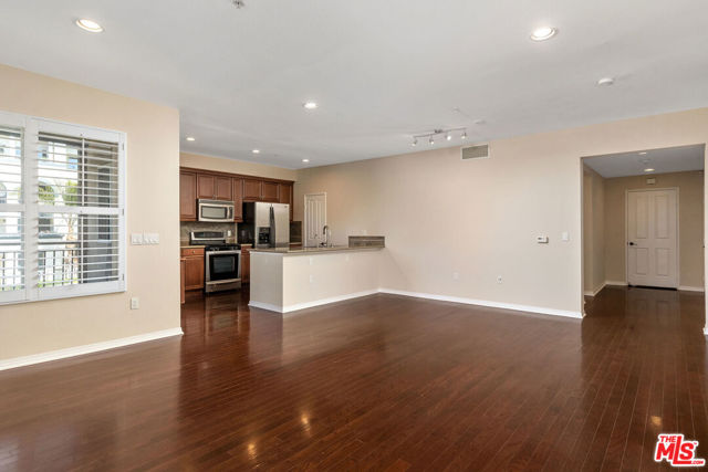 2 Bed Home for Sale in Playa Vista, California