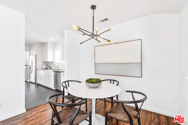 2 Bed Home for Sale in Van Nuys, California