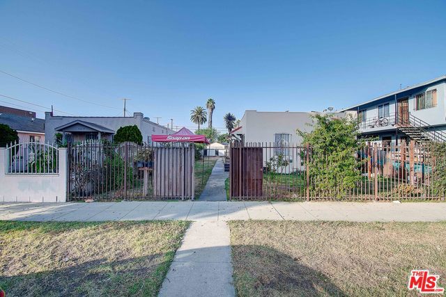 Photo of 1739 W 60TH Street, Los Angeles, CA 90047