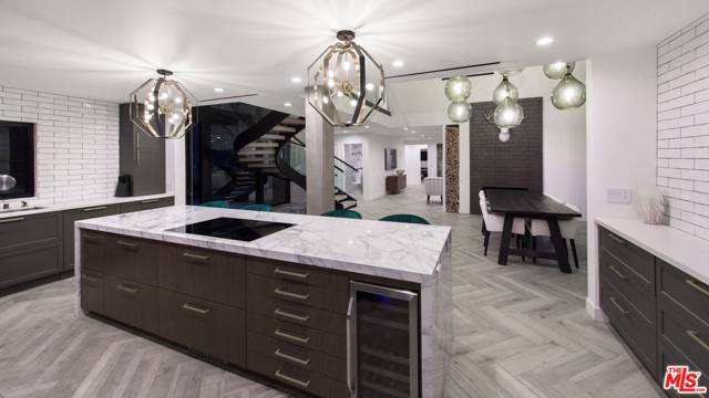 4 Bed Home for Sale in Calabasas, California