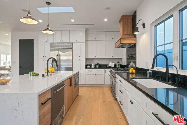 4 Bed Home for Sale in Valley Village, California