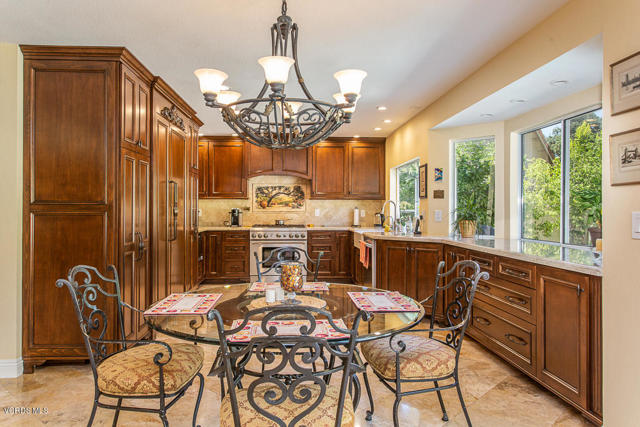 5 Bed Home for Sale in Thousand Oaks, California