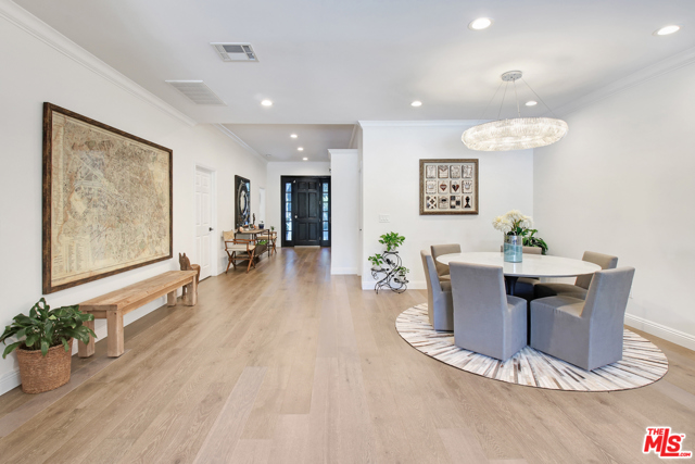 4 Bed Home for Sale in Studio City, California