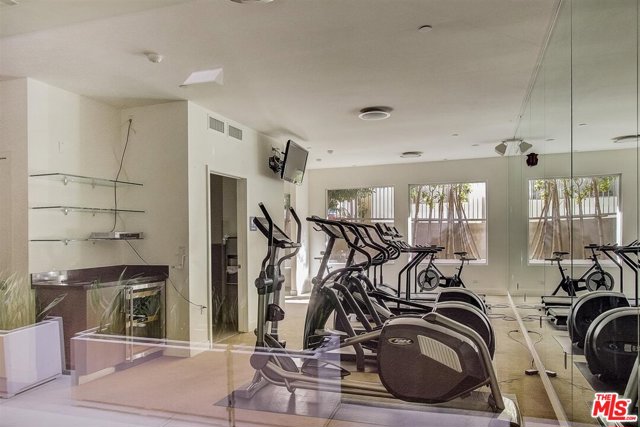 2 Bed Home for Sale in Los Angeles, California