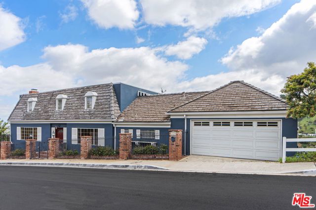 3 Bed Home for Sale in Sherman Oaks, California