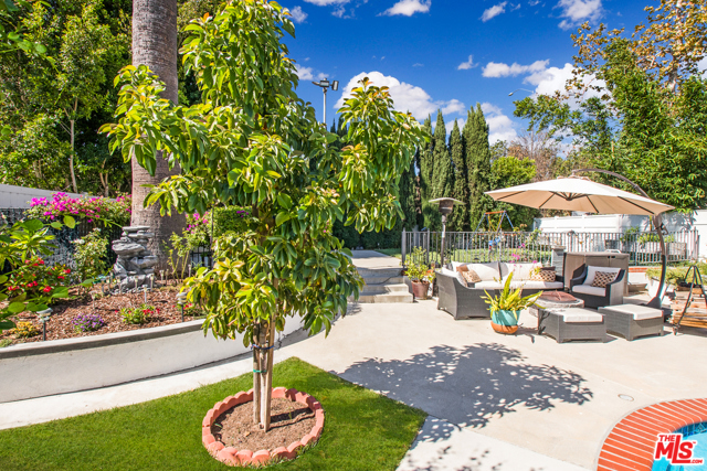4 Bed Home for Sale in Studio City, California