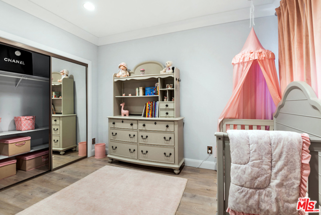 3 Bed Home for Sale in Los Angeles, California