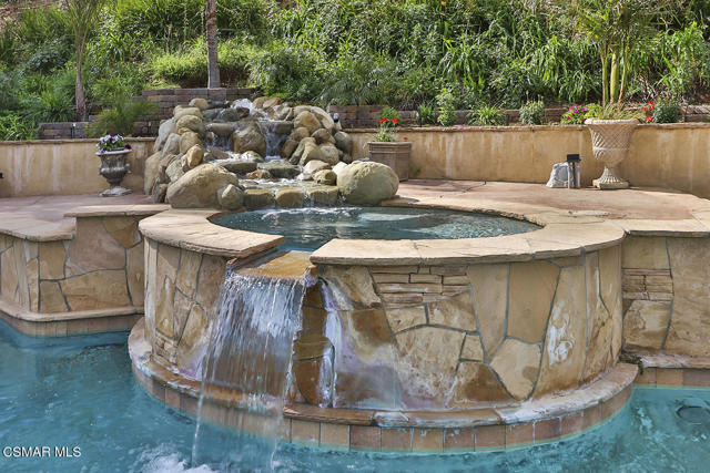 5 Bed Home for Sale in Thousand Oaks, California