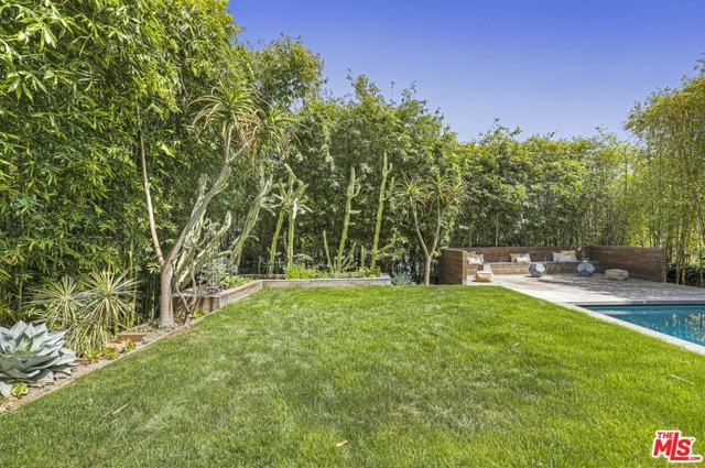 4 Bed Home for Sale in Los Angeles, California