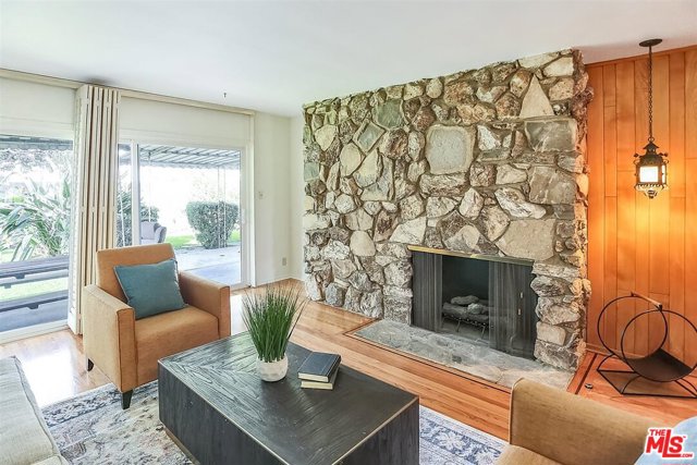 4 Bed Home for Sale in Sherman Oaks, California