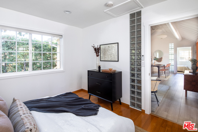 2 Bed Home for Sale in Los Angeles, California