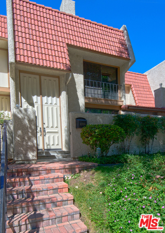 Photo of 6205 NITA Avenue, Woodland Hills, CA 91367