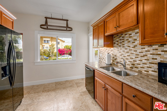 3 Bed Home for Sale in Los Angeles, California