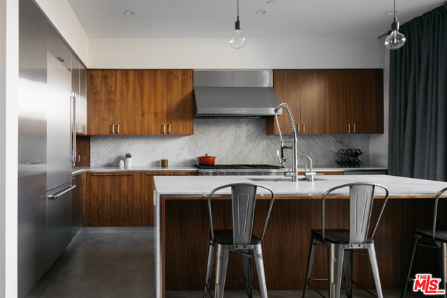 3 Bed Home for Sale in Los Angeles, California