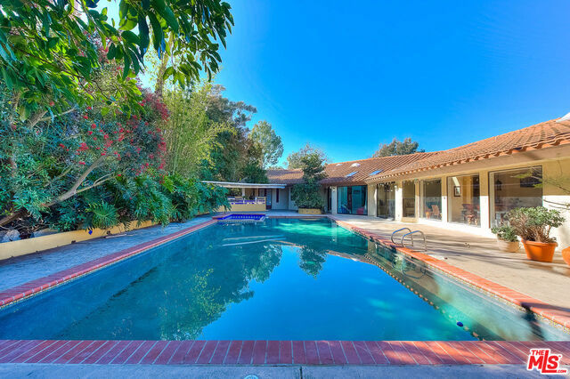 28928 CRESTRIDGE Road, Rancho Palos Verdes, California 90275, 5 Bedrooms Bedrooms, ,5 BathroomsBathrooms,Residential,Sold,CRESTRIDGE,19453042