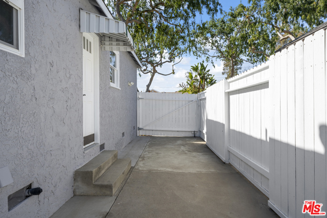 3 Bed Home for Sale in Culver City, California