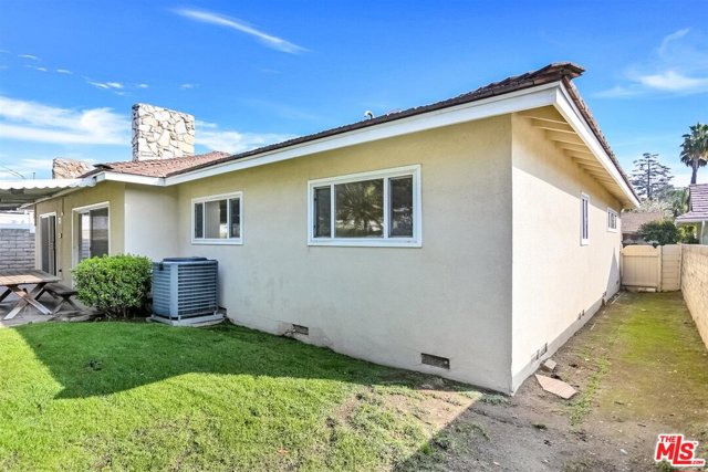 4 Bed Home for Sale in Sherman Oaks, California