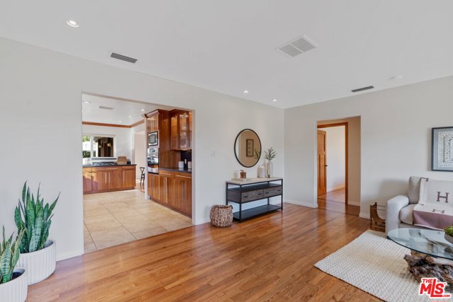 3 Bed Home for Sale in Encino, California