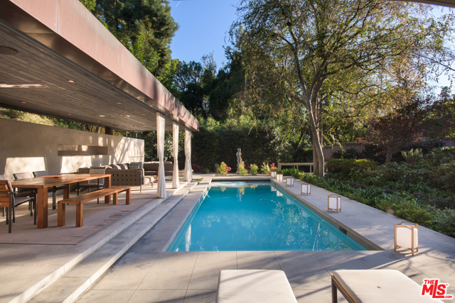 3 Bed Home for Sale in Los Angeles, California