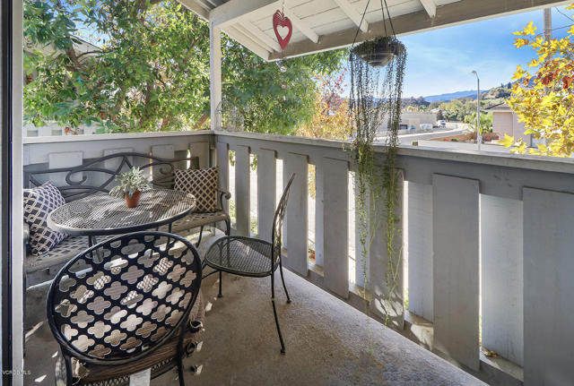 2 Bed Home for Sale in Agoura Hills, California