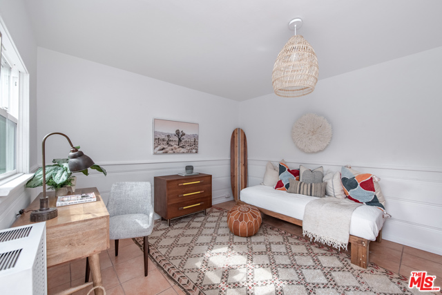 5 Bed Home for Sale in Santa Monica, California